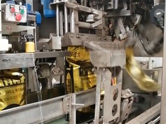 全自動包裝機上袋機械手構(gòu)造特點